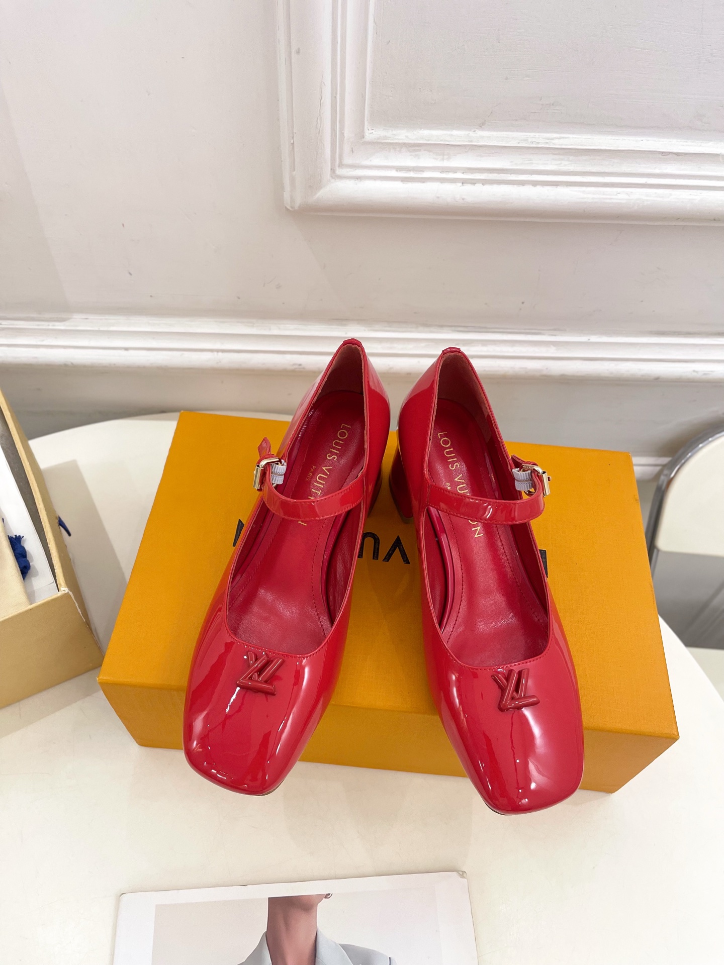 Women's high heels